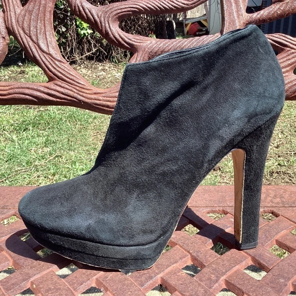 Via Spiga Vero Cuoio Platform Slip On Black Suede Leather Round Toe Ankl…
